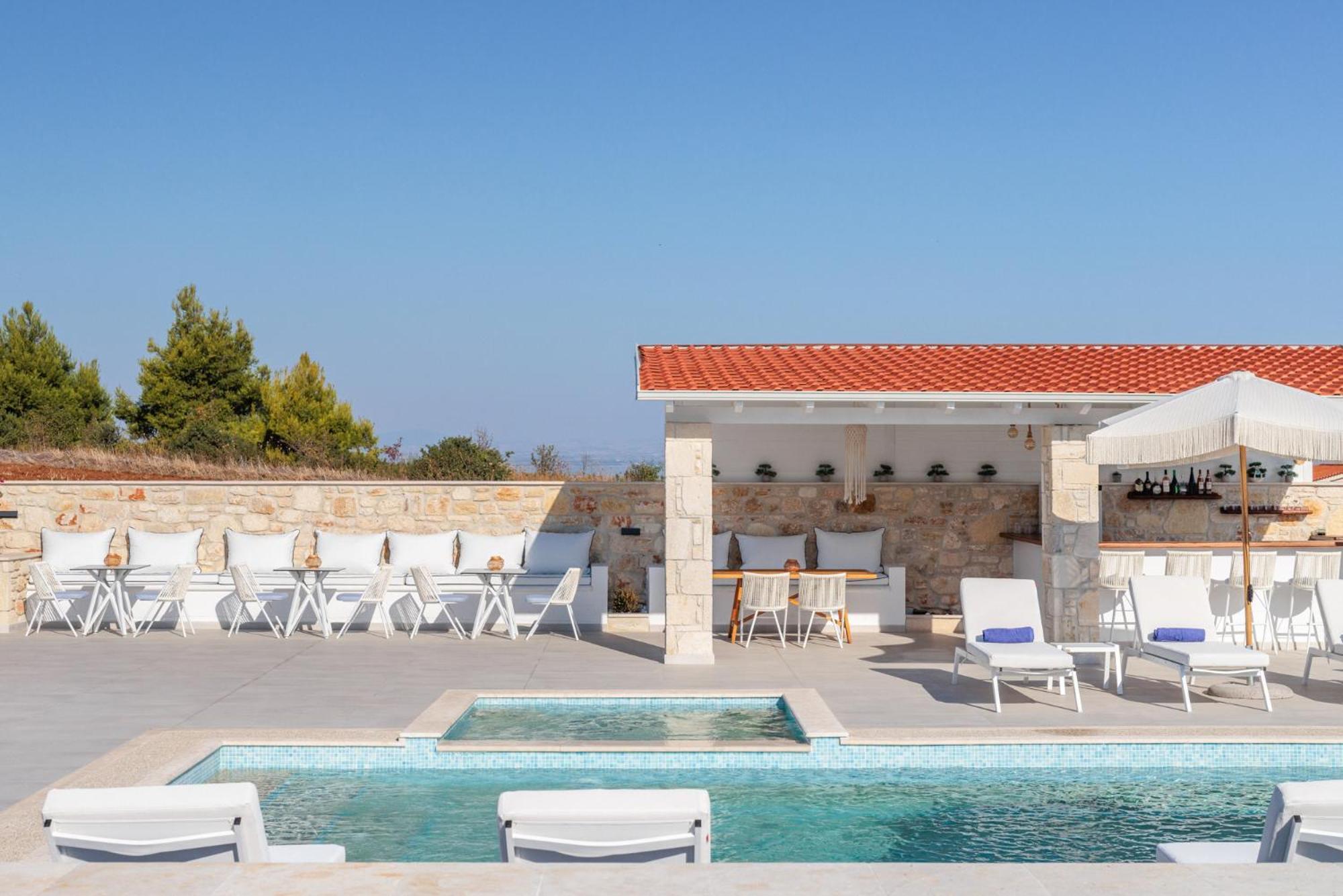 Anna Mare Luxury Apartments Afytos Esterno foto