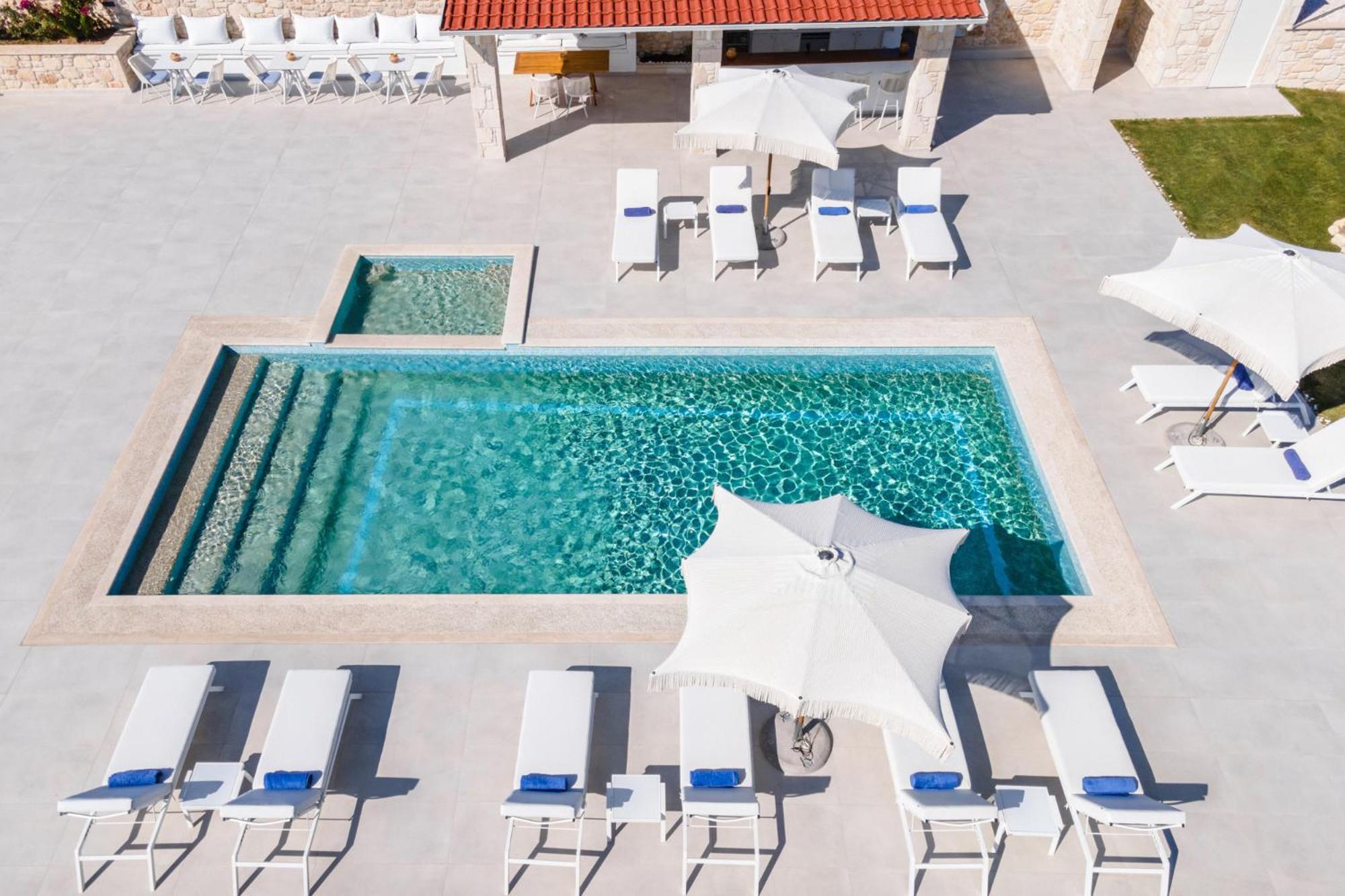 Anna Mare Luxury Apartments Afytos Esterno foto