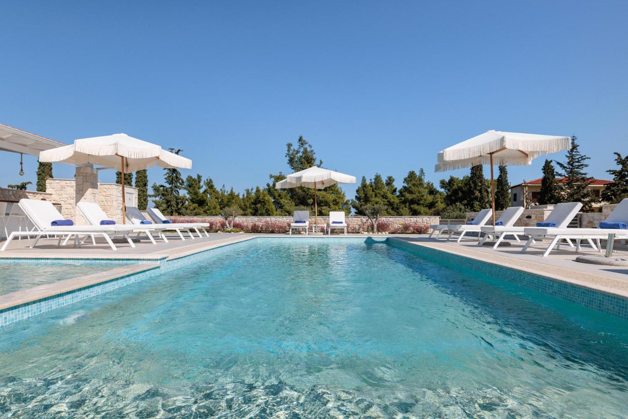 Anna Mare Luxury Apartments Afytos Esterno foto